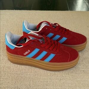 adidas
Gazelle Bold "Maroon Gold Metallic" sneakers